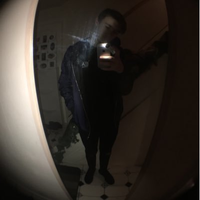 sam04398900's profile picture. 