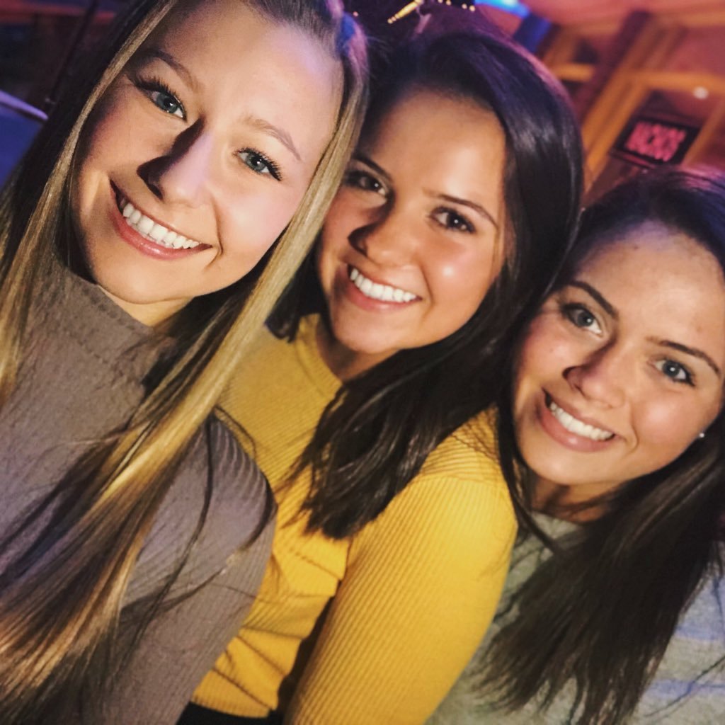 katieprice_16's profile picture. UARK Women’s Golf