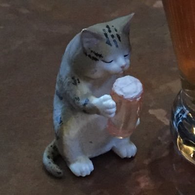 I am a cat that lives at a California Beer Bar.