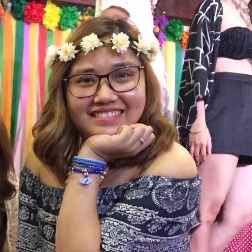 Ashllives's profile picture.