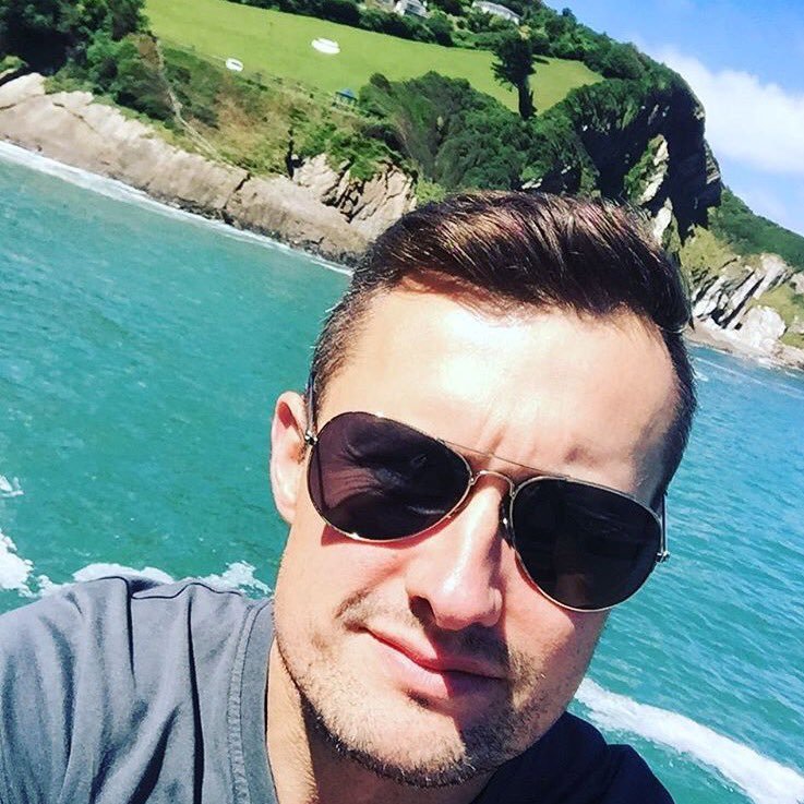 Injured former-@RoyalMarines | Founder of @liosbikes | Racing Driver/Instructor | Insta: @ steve.mcculley