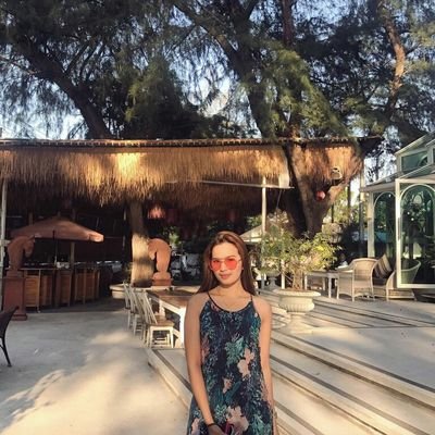 mspatriciagrace's profile picture. Darkness is needed to see the stars ☄