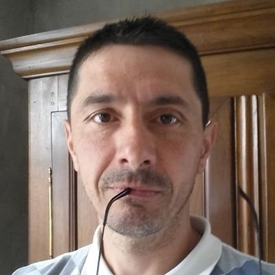 Frédéric FRÉBOURG, sourd, formateur indépendant LSF
Histoires drôles sur YouTube & https://t.co/8qLLW5Buur
Fan de Mary Higgins Clark # XIII # Mythologie