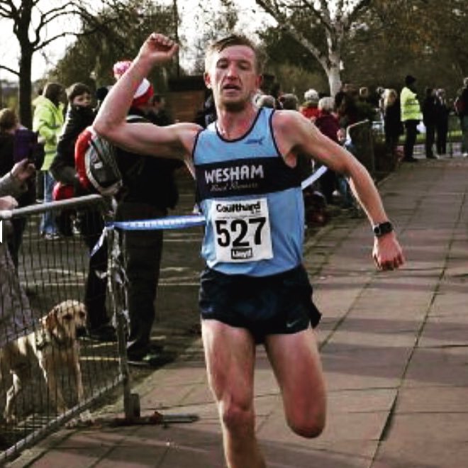 danson_rob's profile picture. I like to run around a lot. Wesham RR men’s captain 🏃‍♂️ nufc fan ⚫️⚪️⚫️⚪️ PEC enthusiast. Plasterer. And a daddy!