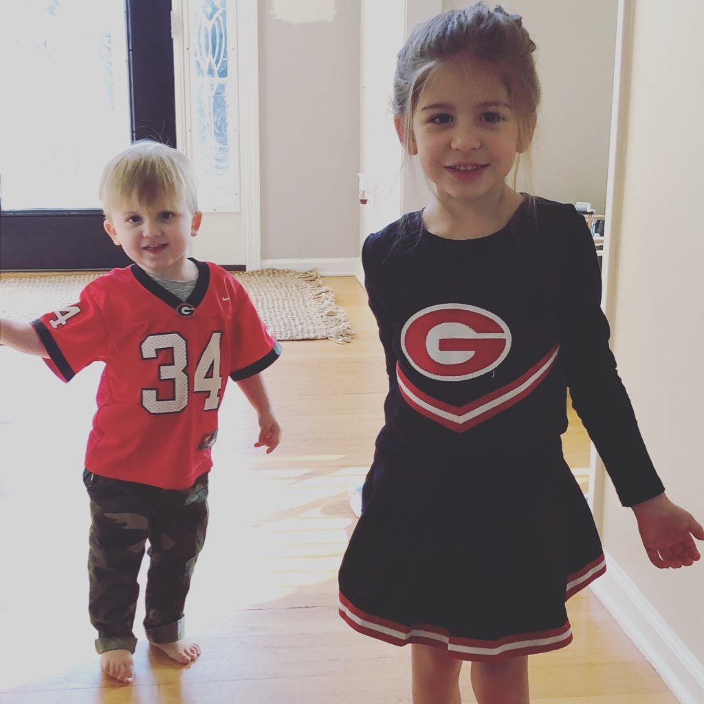 Supporter and defender of my family, they are my life. UGA supporter and do not understand Atlanta traffic, it's so bad!