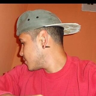 adriam_f15's profile picture. Las personas fuertes crean sus acontecimientos; las débiles sufren lo que les impone el destino.