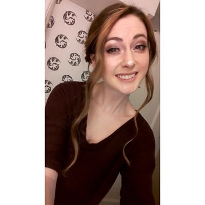 MessyJessie300's profile picture. MS, PA (ASCP) #PathologistsAssistant