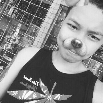 Waiting for someone 💕