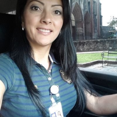 mirleytparra's profile picture. 