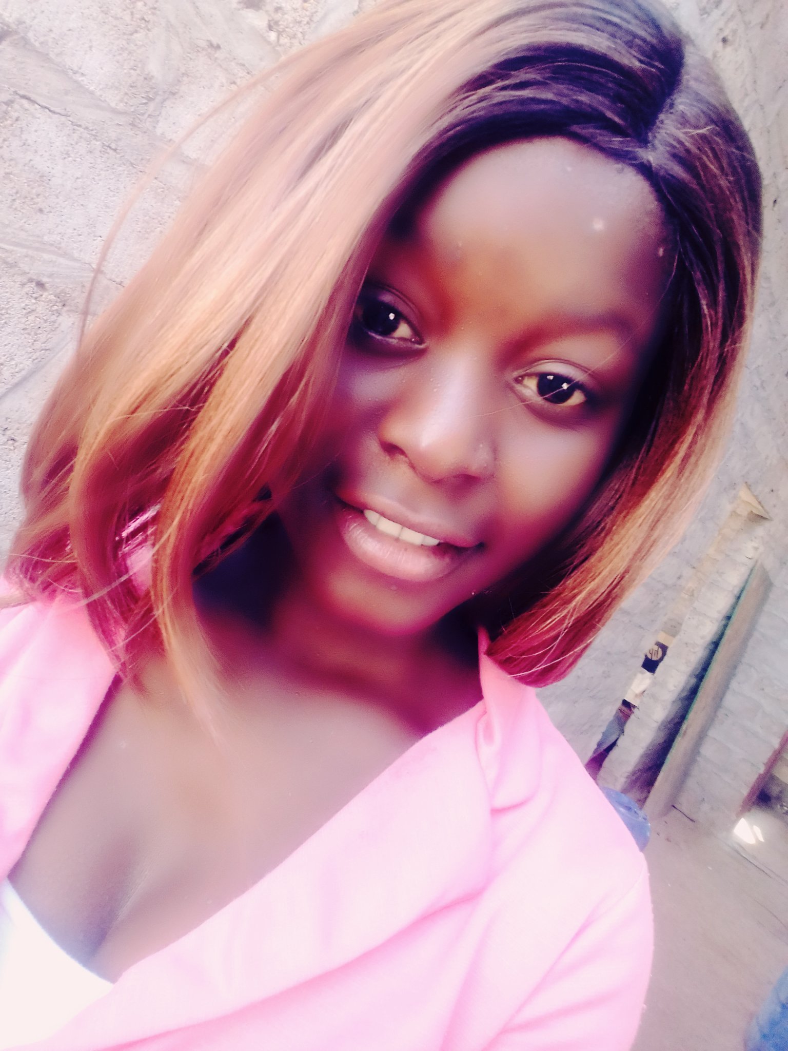 Young intelligent 💜
Beautiful 👩
Funny 😬
Naughty 👅
Curvilicious😜
Talkative 😁
Dancer🎵👯💃