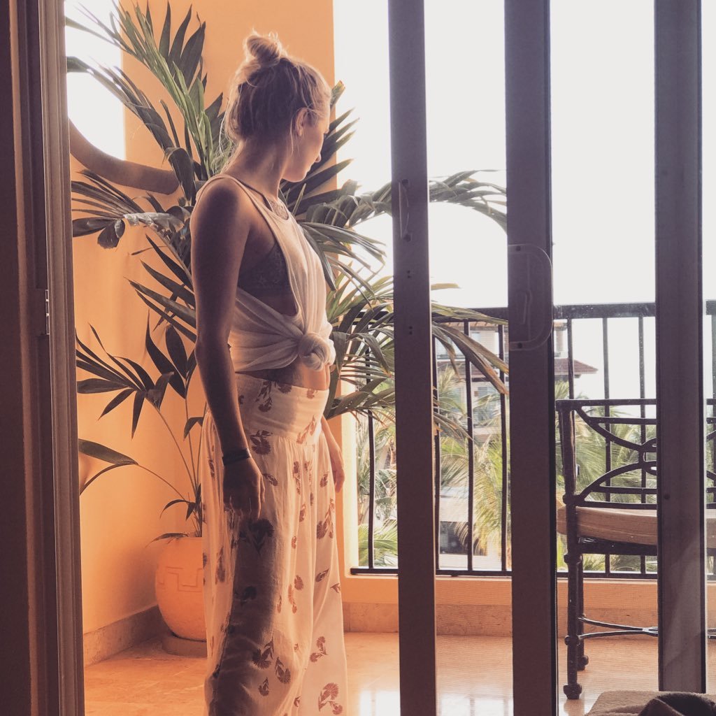 shellbuns's profile picture. 