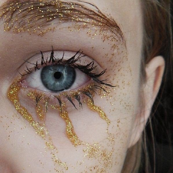 Hate________me's profile picture. 