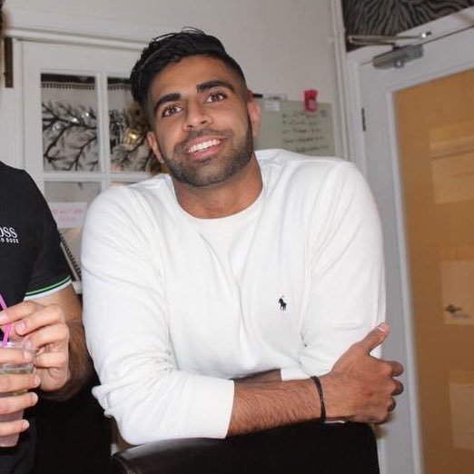 hashndra's profile picture. 👀