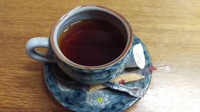 81年生まれ、一応・・・作家であります(笑)
#エブリスタ にて #短歌 などを思うがままに綴ります。叱咤激励、感想もお気軽に。ペンネームは、淵上毛錢先生に由来します。
私のホームページ
https://t.co/e4fhw9M74D
もどうぞ。