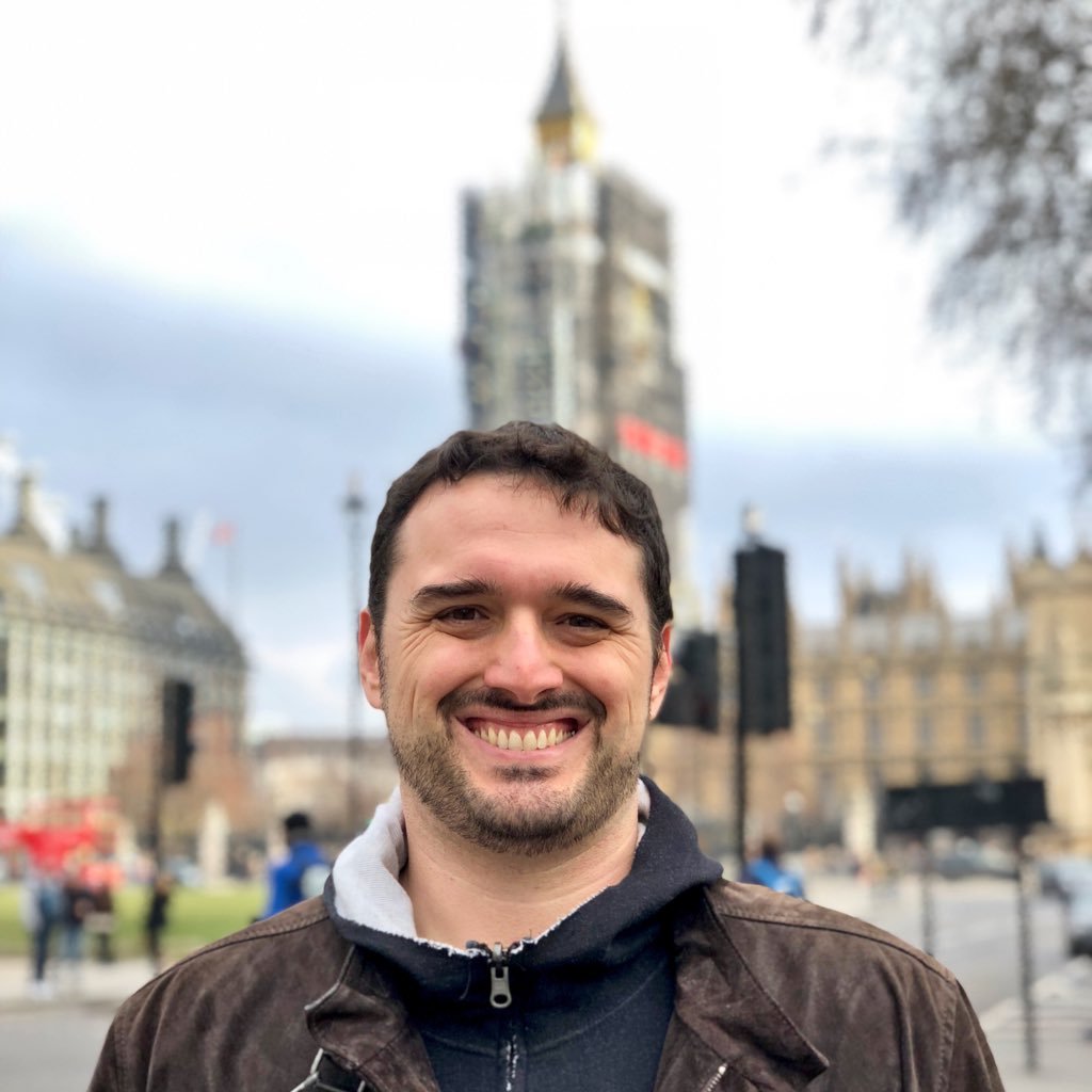 Father. Brazilian. Carioca. Son. Brother. Husband. Vodafone. Tentative YouTuber. Views expressed are my own.