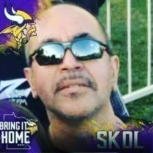 Born in the Inland Empire, raised in NW Wi , grew up in Alaska!, Rock, Retrievers & Radio is what I know..Luv the Vikings, Bourbon, Tacos, and Sharks