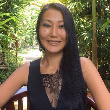 I’m a simple woman.
My spoken English is not fluent, but I can write very well.
I have a daughter 6yrs old.
I am looking for a kind and happy man to be with.