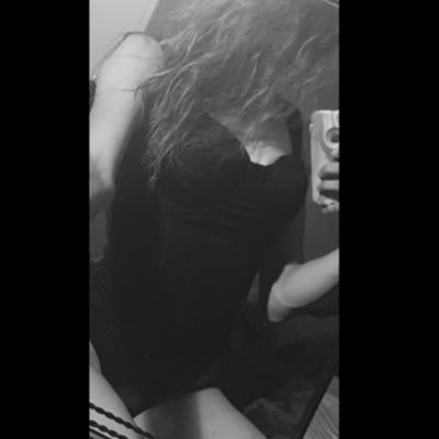 Sexy 20 year old with ambition click on my link lovesss!! https://t.co/IyeqCEAuai