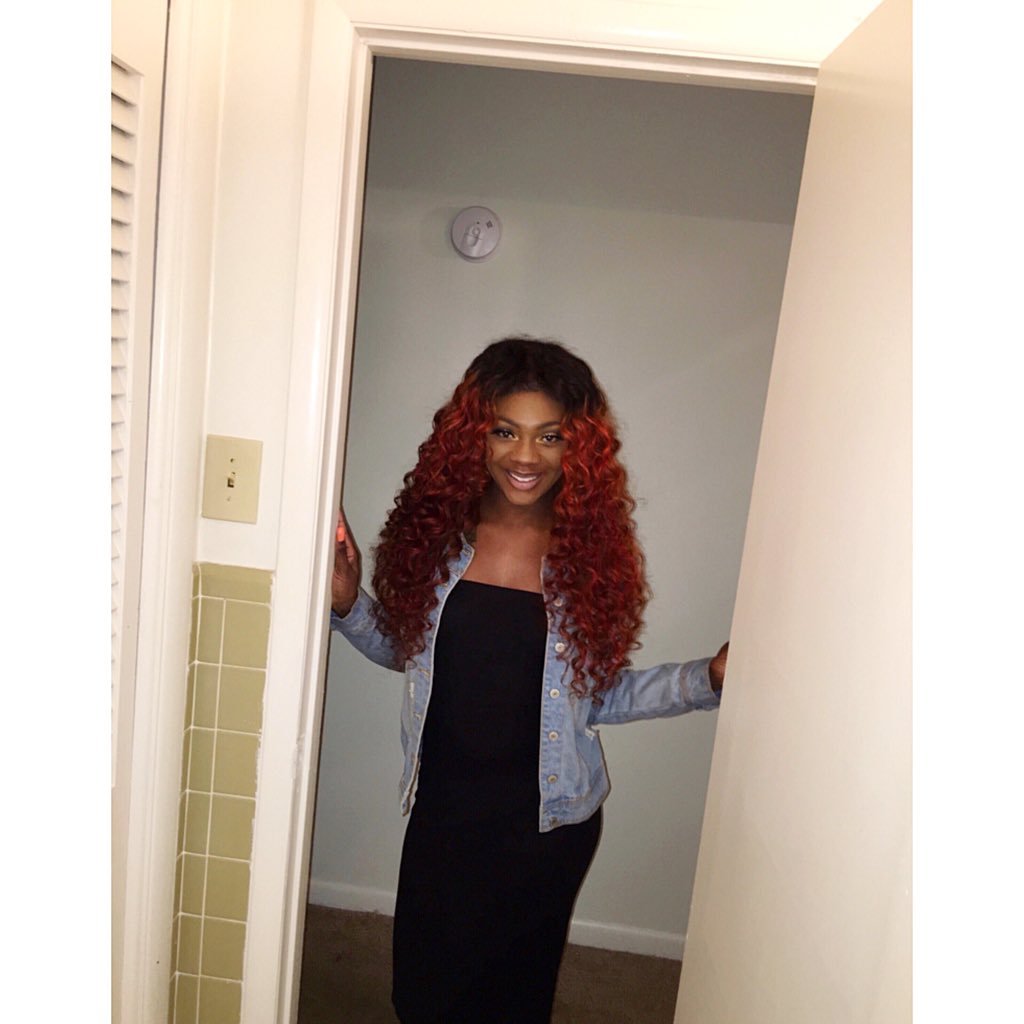 Hey_Paigne's profile picture. SC: Hey_paigne, IG:Hi_Paigne #Aamu #PrettyByPaigne💇🏼‍♀️🙆🏽‍♀️💋