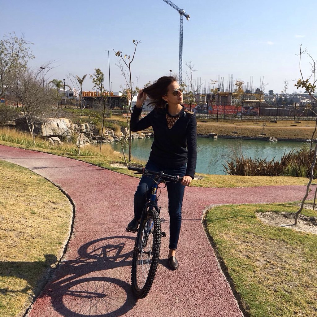 ArqIsisChang's profile picture. 