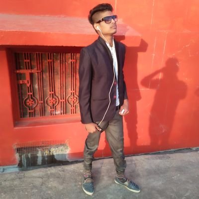 VivekRa49044802's profile picture. Dancer