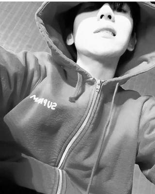 0YlCppm1SvaXEpZ's profile picture. I'M EXO_L ✌✌