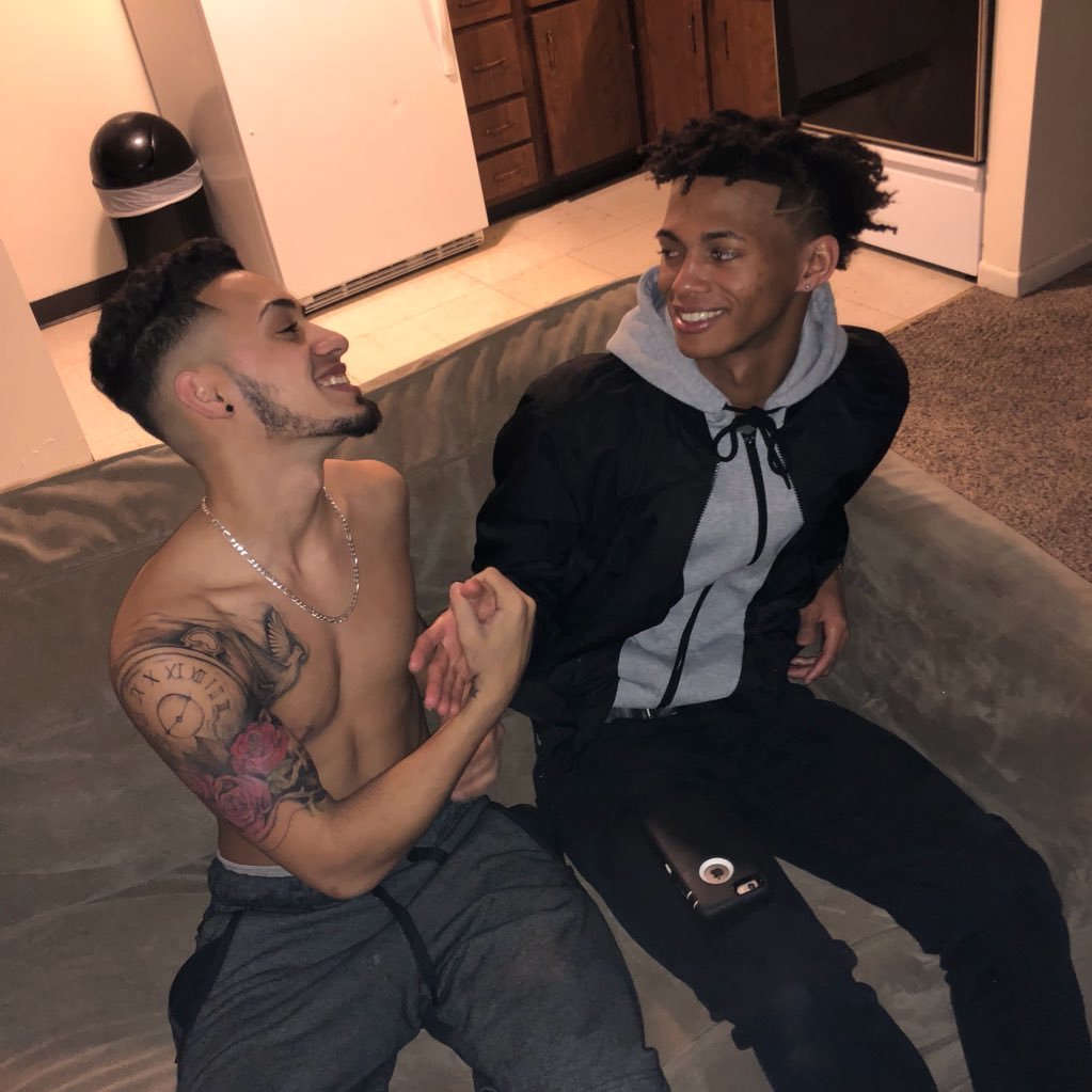 kerionkrogers's profile picture. 20| Disappear for awhile and find yourself