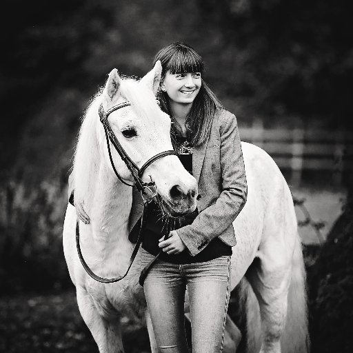 Berkshire based Equine photographer. 
Commissions welcome! 
Available for media, commercial and private shoots.


Dressage🖤Horse Racing🖤 Rugby