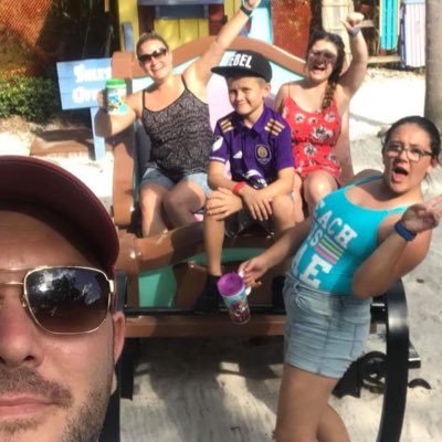 Emmaphilpott6's profile picture. 