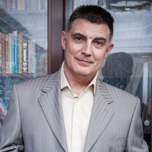 Руководитель Анонимного частного Центра психического здоровья, врач высшей категории. к.м.н.