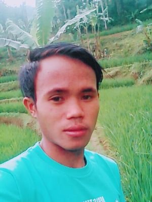 sendiri itu terasa asik dari pada punya pacar  menjengkelkan