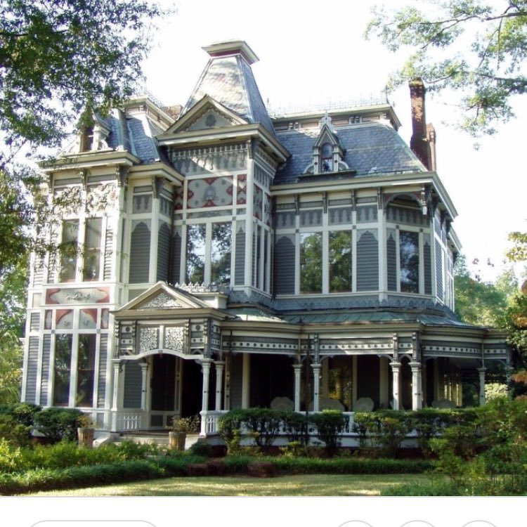 Can we all just appreciate the beauty of Victorian Homes? They’re incredible!