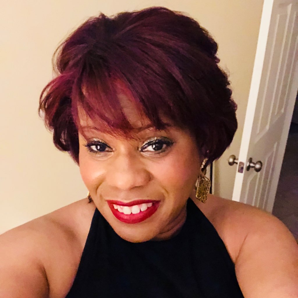 tweetglory's profile picture. 