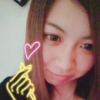 livemeで雑談配信やゲーム配信してます！
最近はPS4マイクラにハマってて配信サボり気味←
livemeやってる方、マイクラやってる方
ぜひぜひ仲良くしてください！