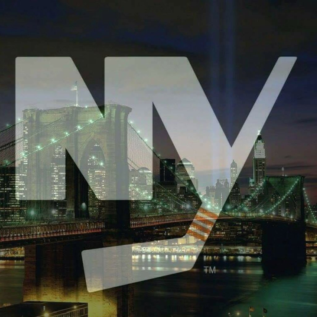 Huge Steeler fan Here We Go 4 7! 10 x NHL Allstar Game Wkend  Attendee Islanders Season Tkt holder HUGE NY Mets Fan. Hofstra Alum. Black & Yellow Blue & Orange.