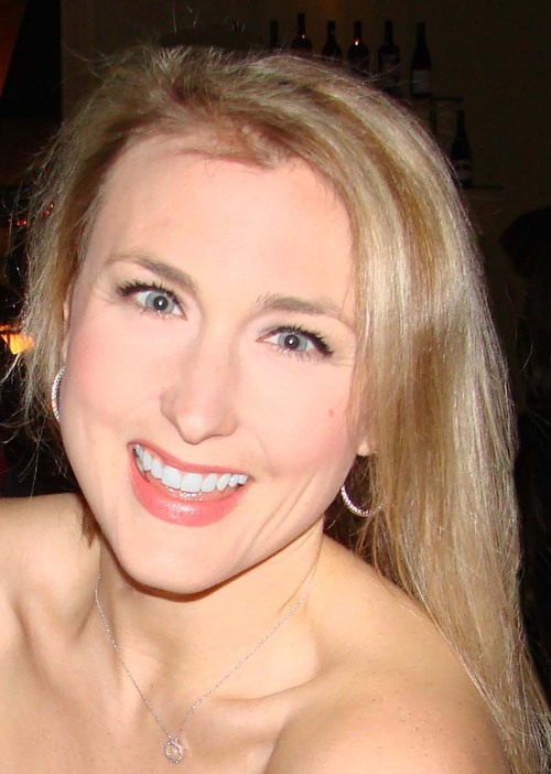 BrittBook's profile picture. Ad/PR consultant. Vicious enforcer of deadlines. Vegetarian, but not the PETA kind. Exercise junkie. Aspiring digital diva.