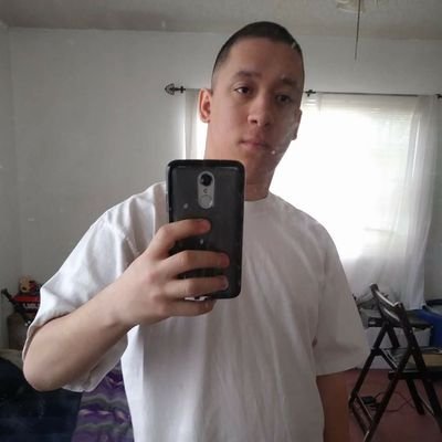 I'm a lovable dude who not only plays games but I am a dope barber at Capelli Barber. I represent nothing but peace, love & fun n I judge none and respect all