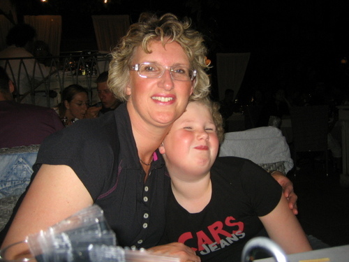 Beertje02's profile picture. getrouwd met harry, moeder van Paula en Sylvia. heb al 20 jaar een kookwinkel in groningen (die nu te koop staat)