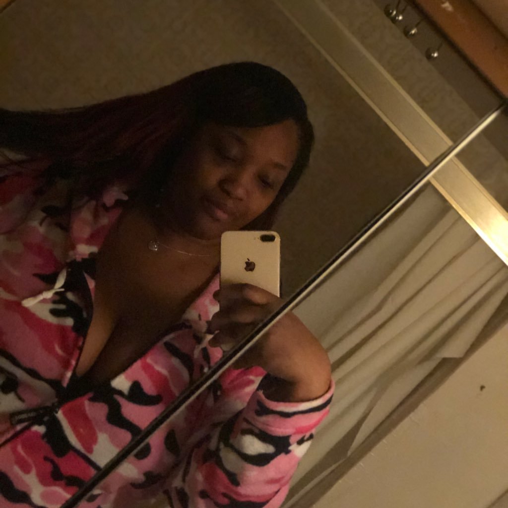 Makayla's Mommy.Doing what I gotta do to be successful