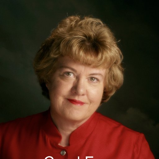 Real Estate Broker in Charlotte NC, Union County NC and area small towns. Serious gardener.