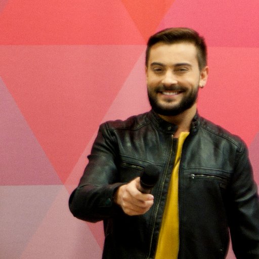 caleidoscopiotv's profile picture. Informação descontraída! Vem! :D Toda segunda, às 21h, na TV Horizonte, PUC TV e web! Com @andersonrochatv!