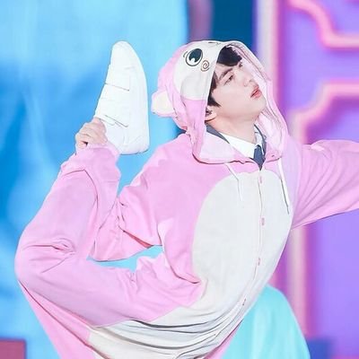 taejin_jinv's profile picture. เป็นอาร์มี่ที่ค่อนข้างขี้ชิป #jinv #vjin #taejin