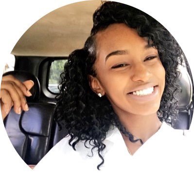 PrincessaShell's profile picture. breathe . prioritize . live .