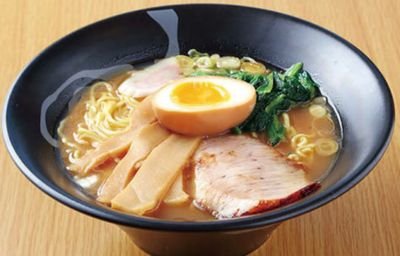 味噌も豚骨も醤油も塩も。365日3食ラーメン三昧したい。無言フォローお許しください。ラーメン好きさん、よろしくお願いします🍜