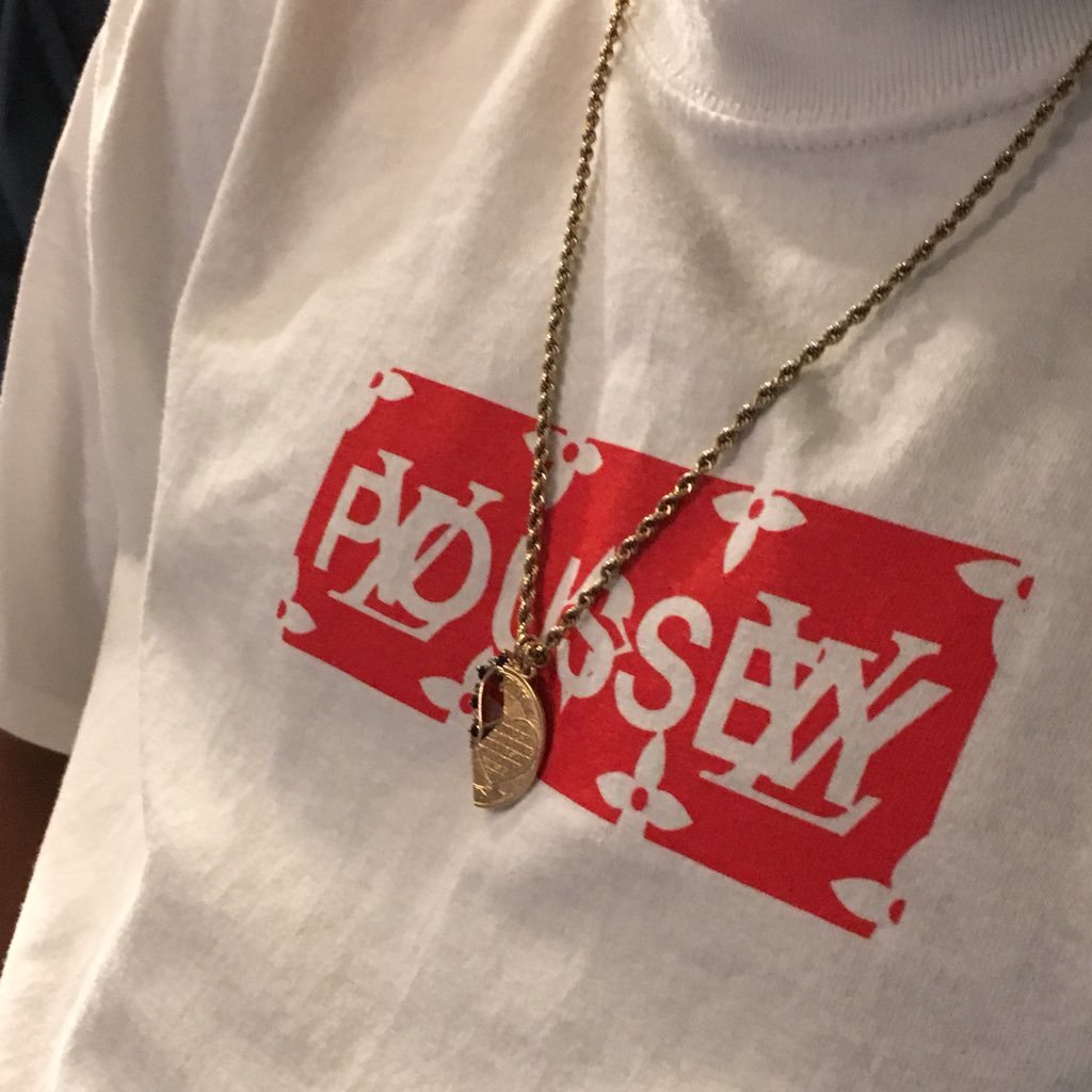 POUSSEYSHIRT's profile picture. Clothing brand 👕/ YouTube personality 👀POUSSEY🔥🔥 owner| @goin_global__