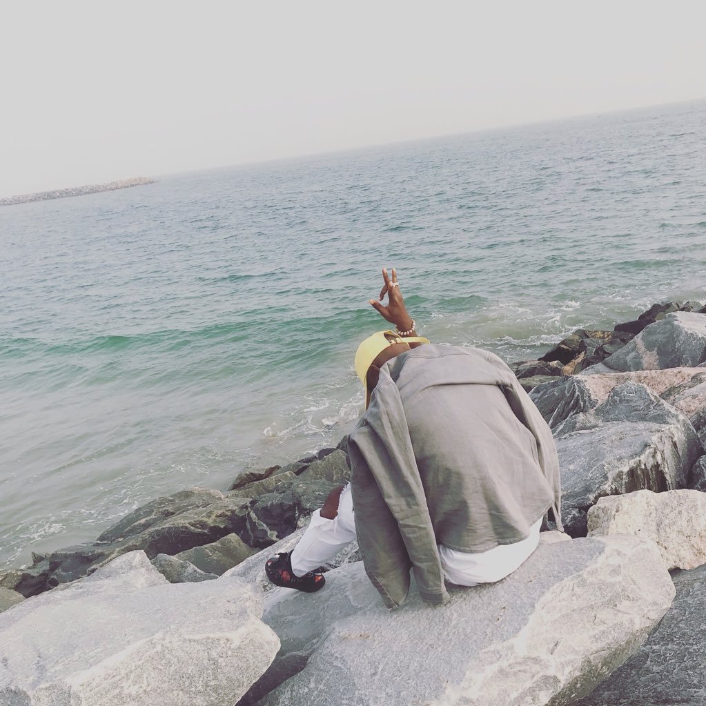 kaka_ranking101's profile picture. P.U.S.H(pray until something happen)🙏🙏