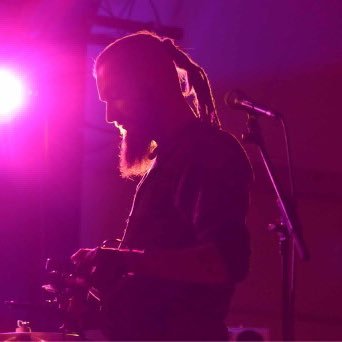 LaurentSabourin's profile picture. musicien/comédien - pour une 6eme république rédigée par le peuple