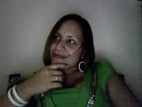 rosicler21's profile picture. 