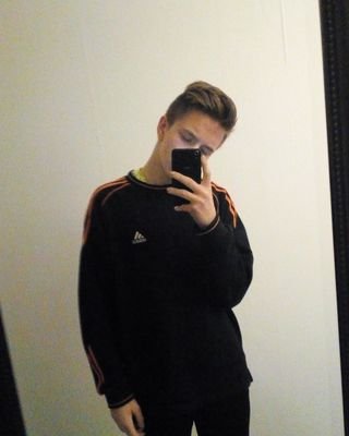 cxzualx's profile picture. Justin || insta @jzstiin