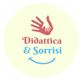 Sono un' educatrice e tutor d'apprendimento. 
Founder and editor of my education's blog Didattica e Sorrisi